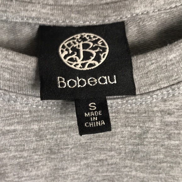 Bobeau Eyelet Bell Sleeve Gray Sweater size small - Picture 4 of 5